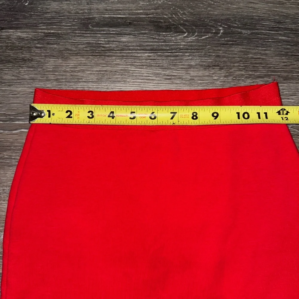 Zara Red Long Bodycon Maxi Skirt - Size Medium - Picture 4 of 5
